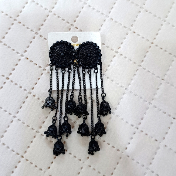 Oxidised earings - Picture 3 of 3